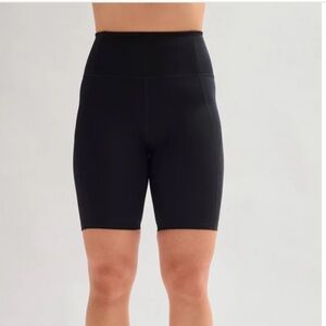 NWT Girlfriend Collective Black Bike Shorts S gym activewear athletic